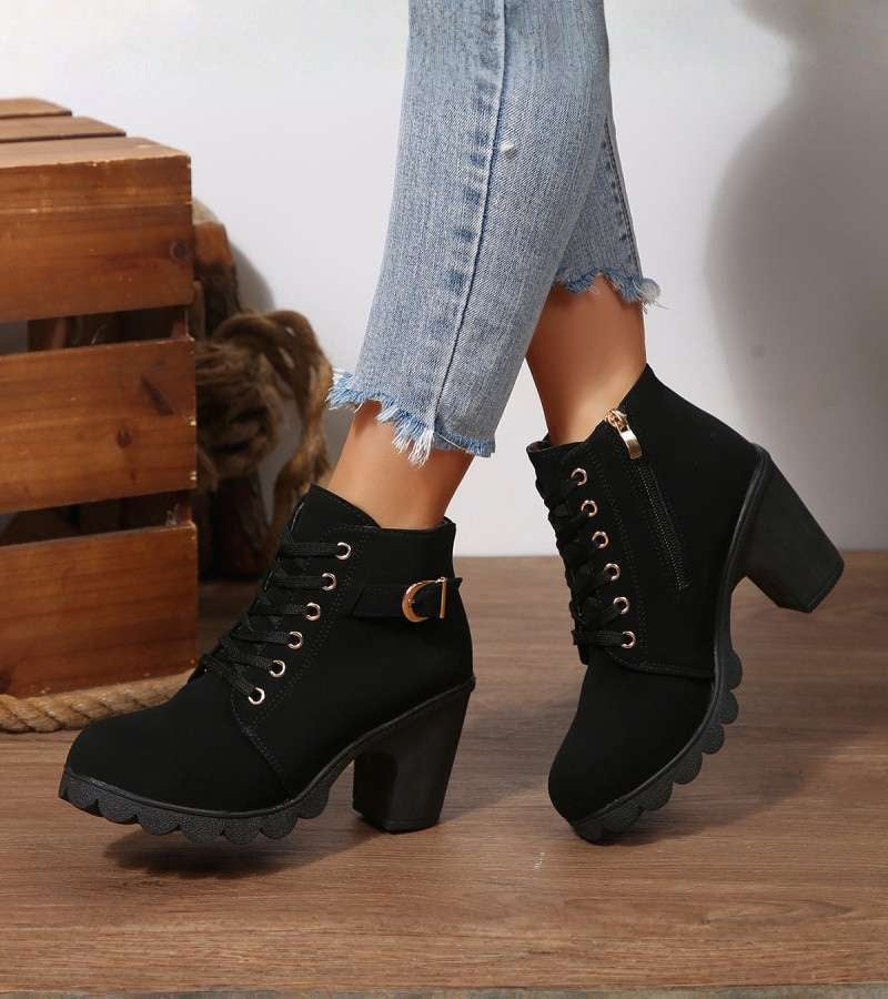 Black / 11