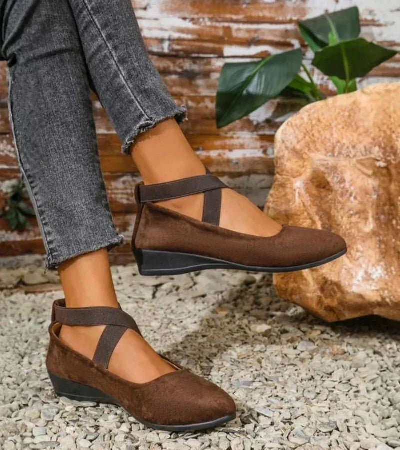 Brown / 12