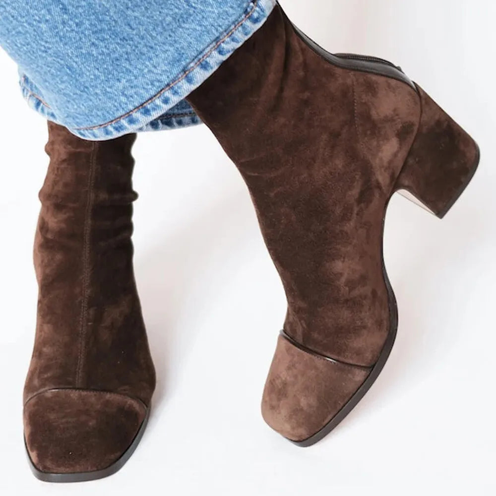 Dark Brown / 11