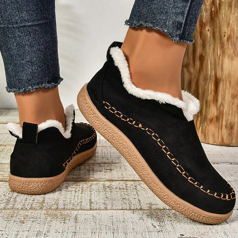 Black / 11