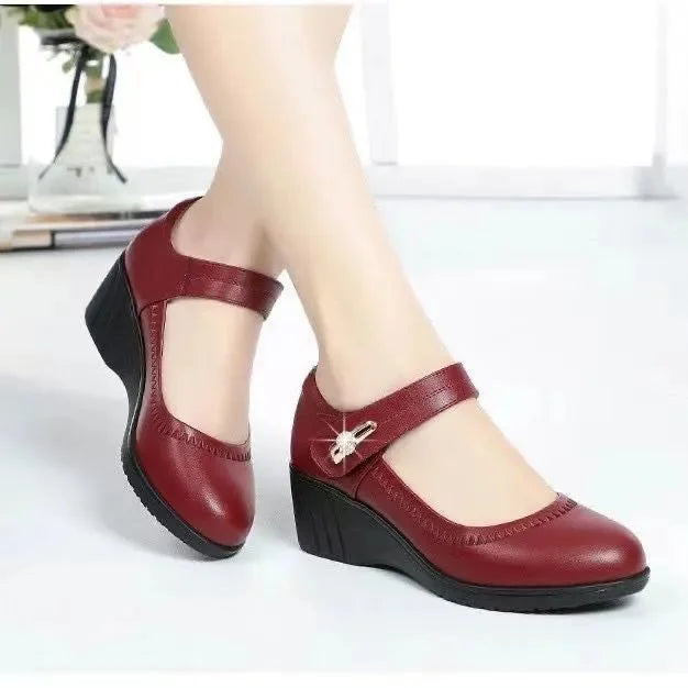Red / 10